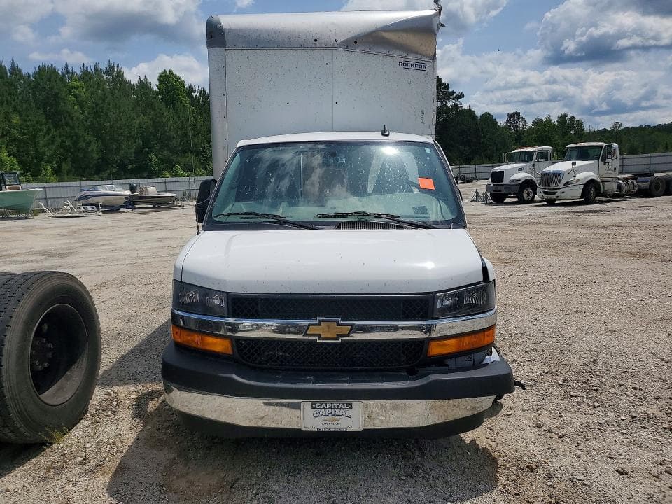 2025 CHEVROLET EXPRESS G4500 5