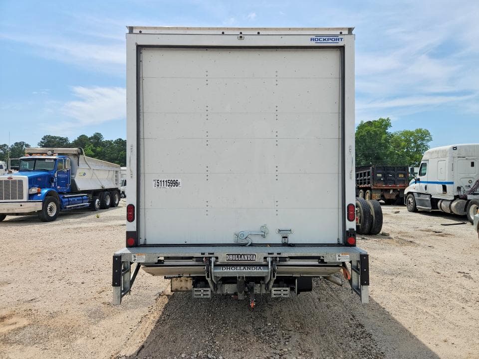 2025 CHEVROLET EXPRESS G4500 6