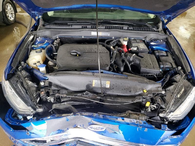 2017 FORD FUSION SE 11