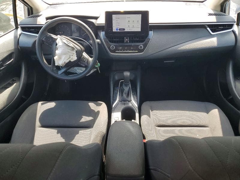 2023 TOYOTA COROLLA LE 8