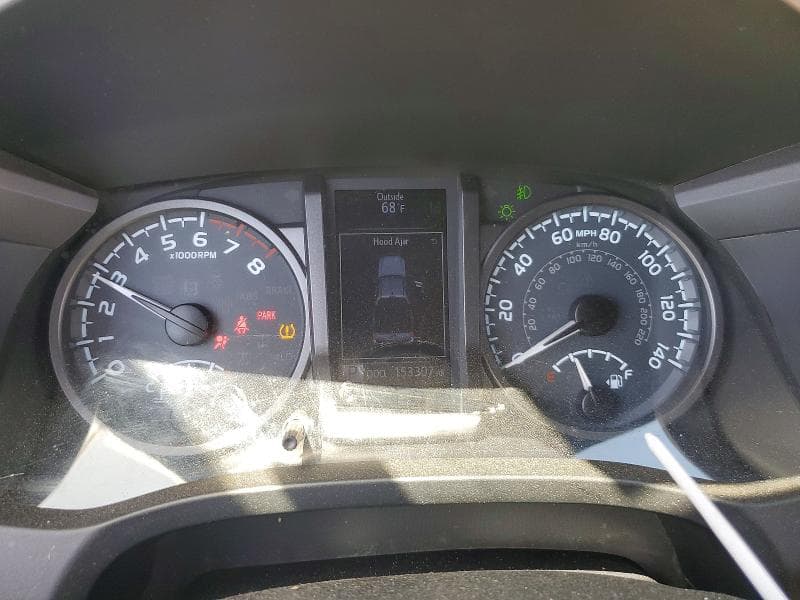 2019 TOYOTA TACOMA TRD SPORT 9