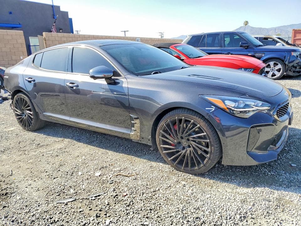 2022 KIA STINGER GT2 4