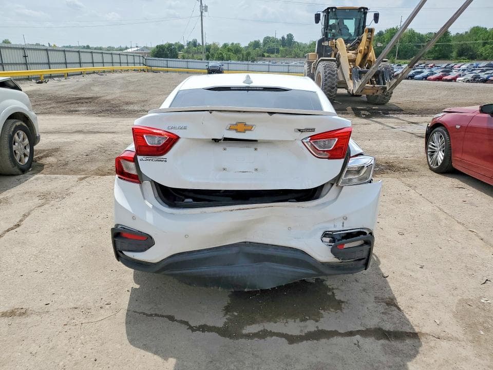 2017 CHEVROLET CRUZE PREMIER 6