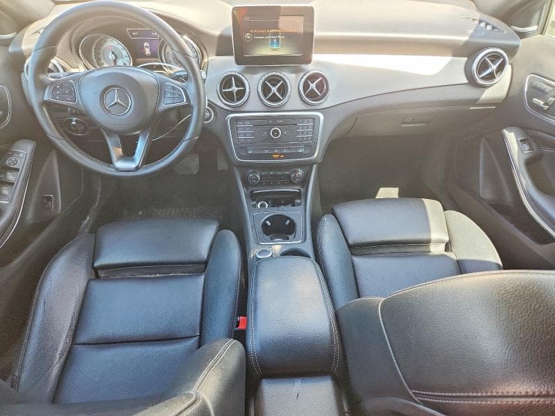 2017 MERCEDES-BENZ GLA 250 250 8