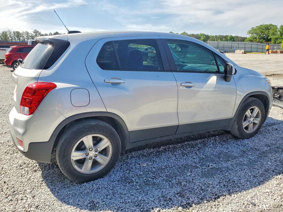 2020 CHEVROLET TRAX LS 3