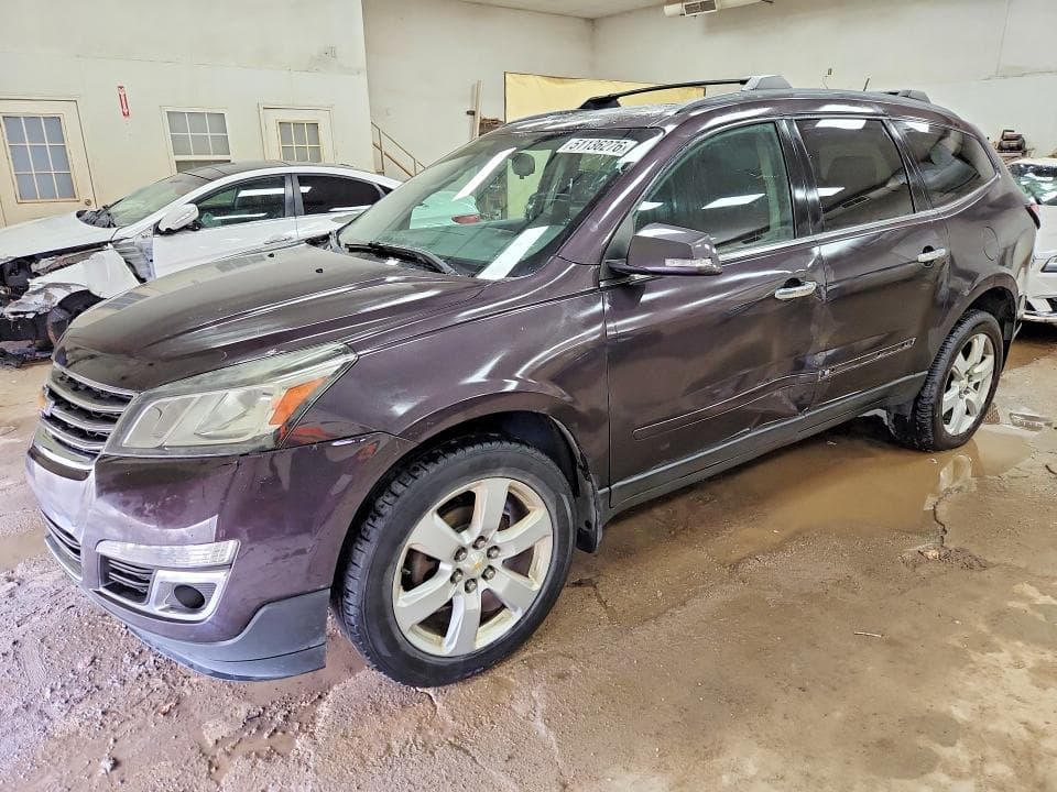 2016 CHEVROLET TRAVERSE LT 1