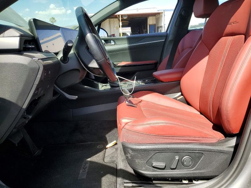 2025 KIA K5 7