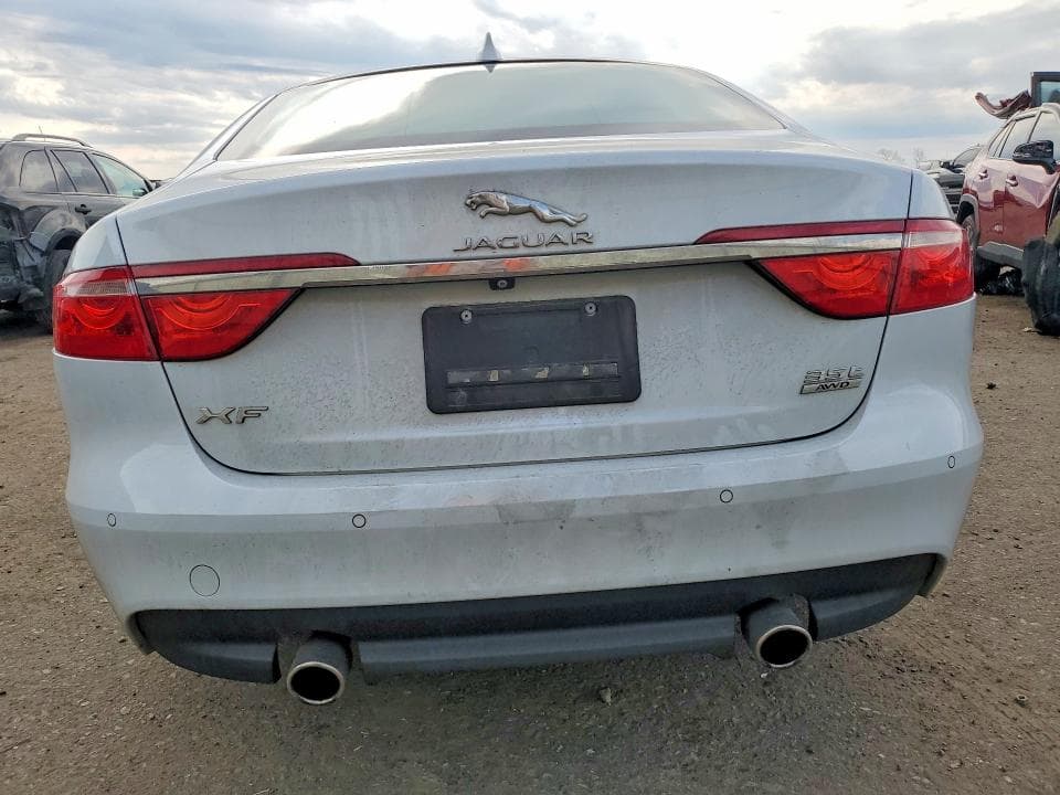 2018 JAGUAR XF PORTFOLIO LE 6
