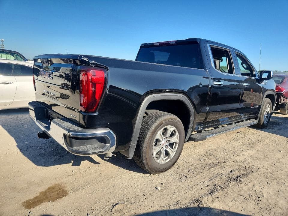 2025 GMC SIERRA C1500 SLT 3