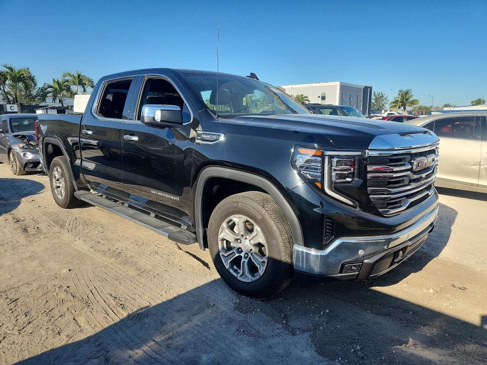 2025 GMC SIERRA C1500 SLT 4