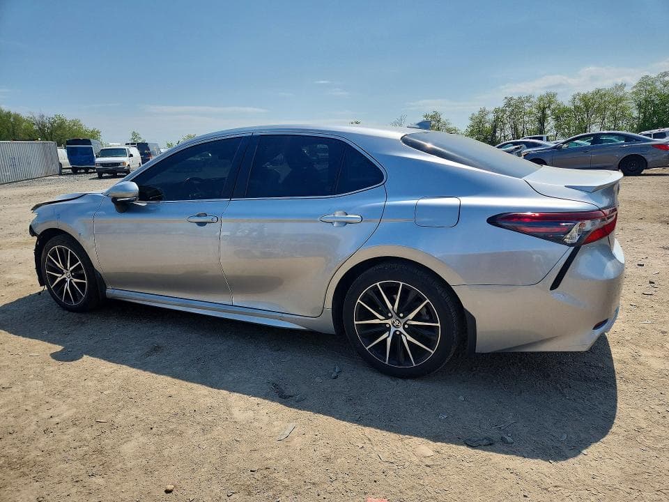 2022 TOYOTA CAMRY SE SE 2