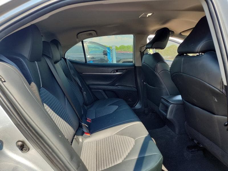 2022 TOYOTA CAMRY SE SE 10
