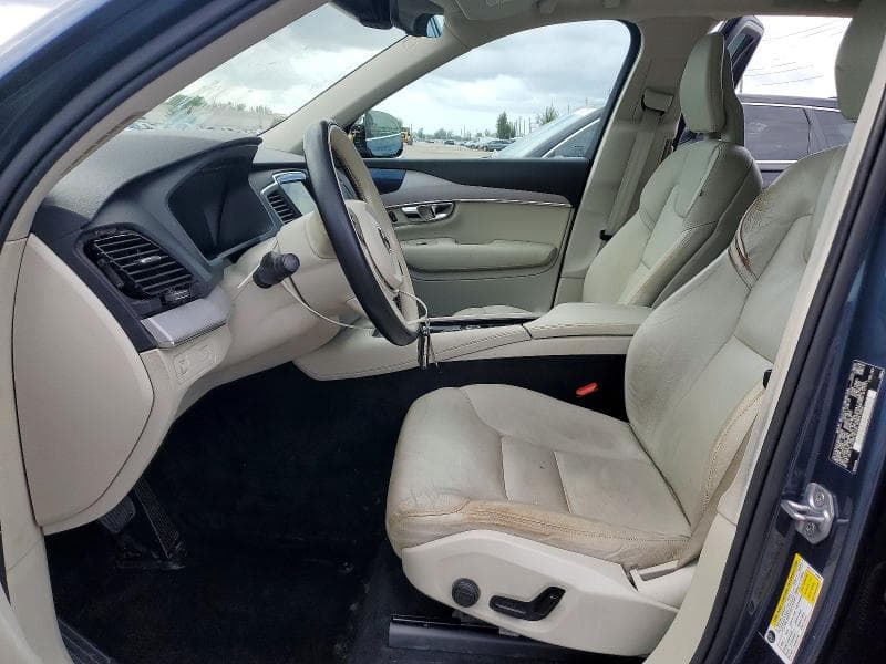 2021 VOLVO XC90 T5 MOMENTUM T5 MOMENTUM 8