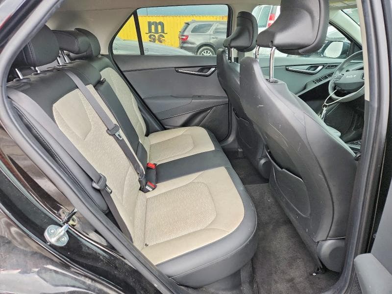 2023 KIA NIRO SX 11