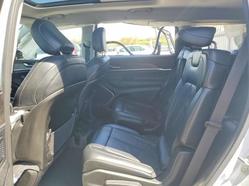 2021 JEEP GRAND CHEROKEE L LIMITED 11