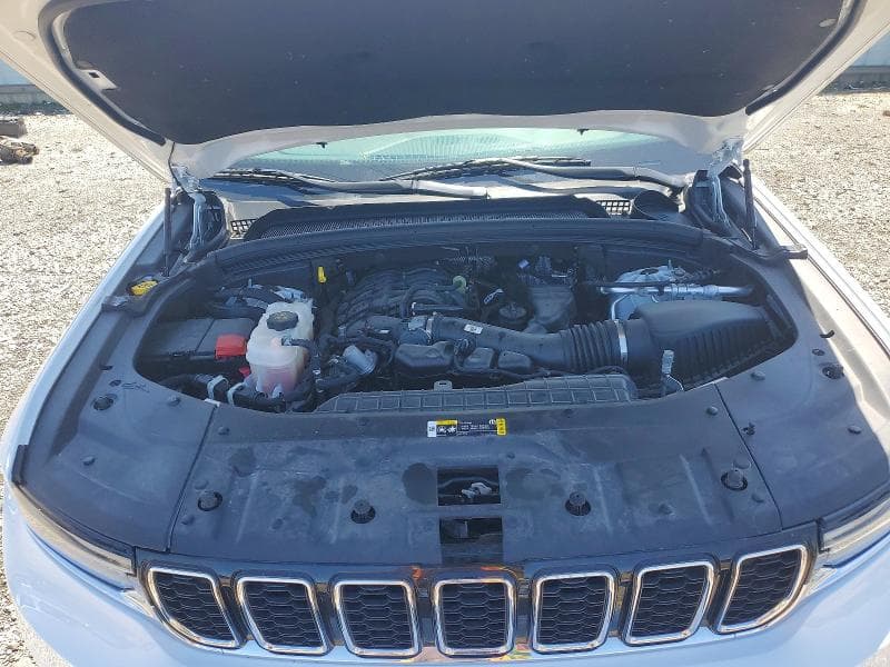 2021 JEEP GRAND CHEROKEE L LIMITED 12
