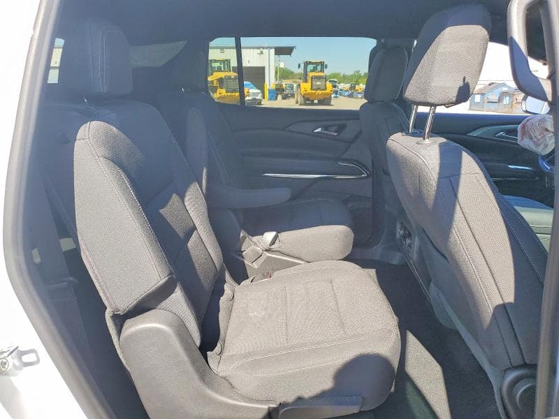 2026 CHEVROLET TRAVERSE LT 11