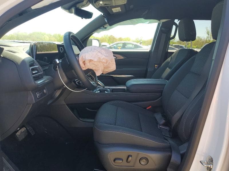 2026 CHEVROLET TRAVERSE LT 7