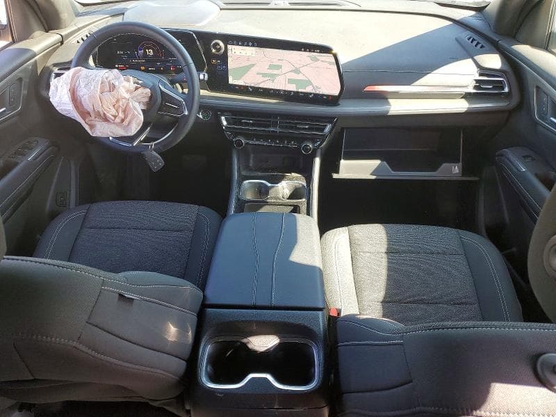 2026 CHEVROLET TRAVERSE LT 8