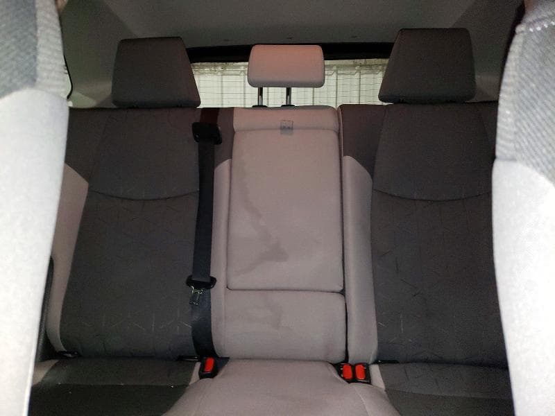 2021 TOYOTA RAV4 XLE XLE 10