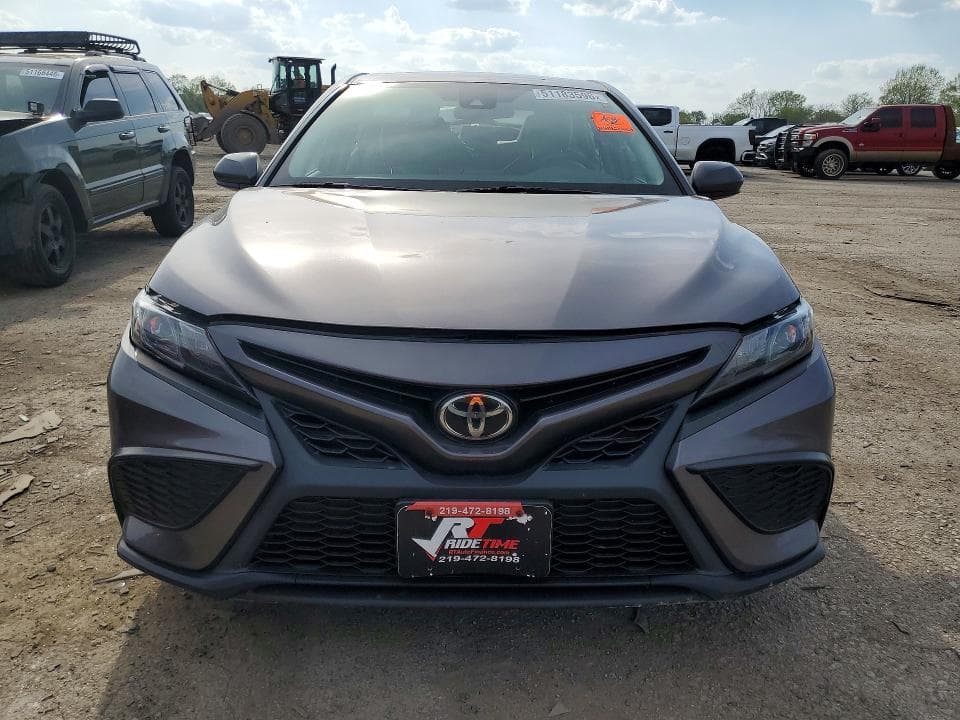 2021 TOYOTA CAMRY SE SE 5