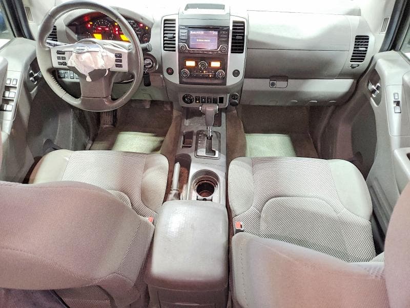 2017 NISSAN FRONTIER SV 8