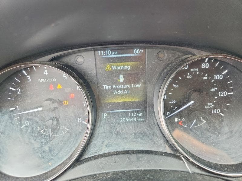 2017 NISSAN ROGUE SV 9