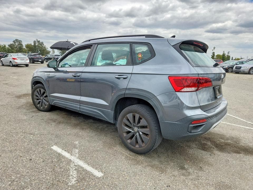 2022 VOLKSWAGEN TAOS S 2