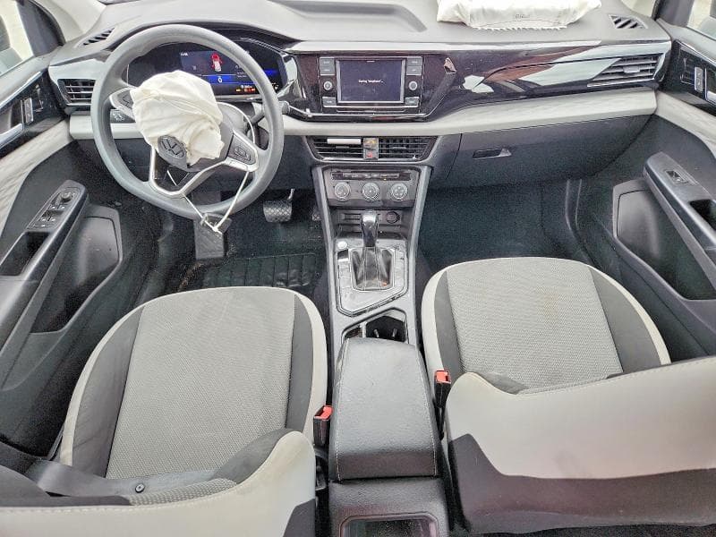 2022 VOLKSWAGEN TAOS S 8