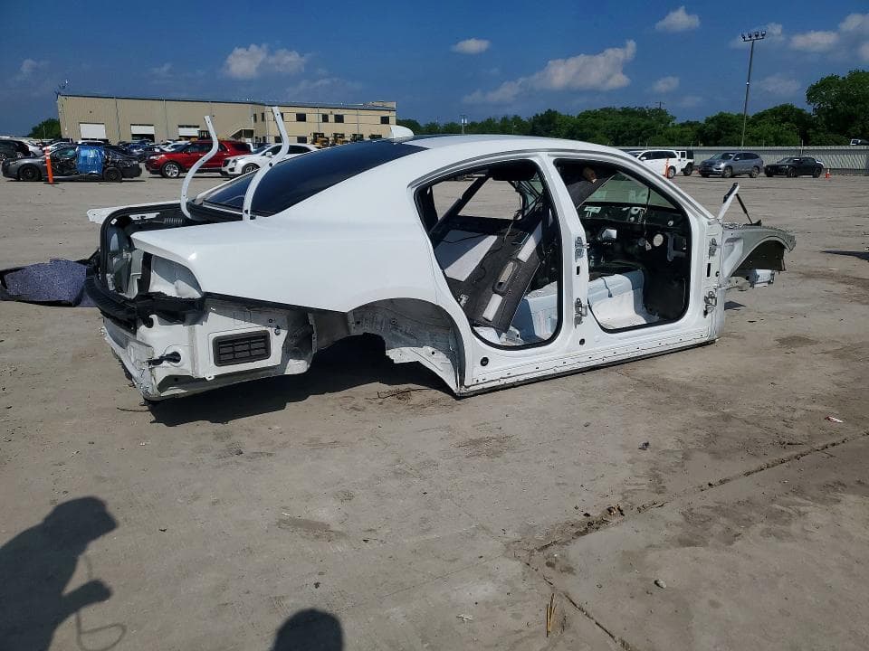 2018 DODGE CHARGER R 4