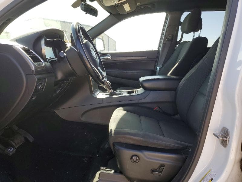 2020 JEEP GRAND CHEROKEE LAREDO 7