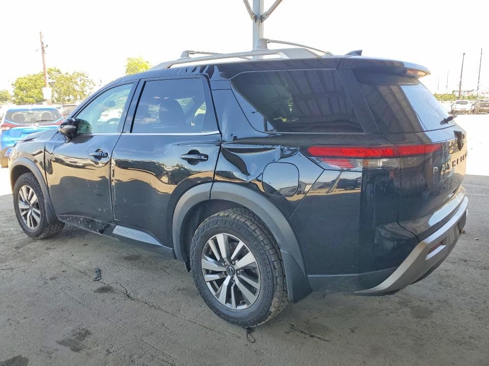 2022 NISSAN PATHFINDER SL 2