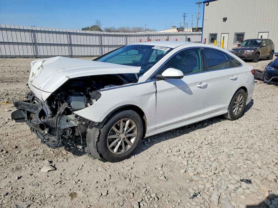 2018 HYUNDAI SONATA SE - 1