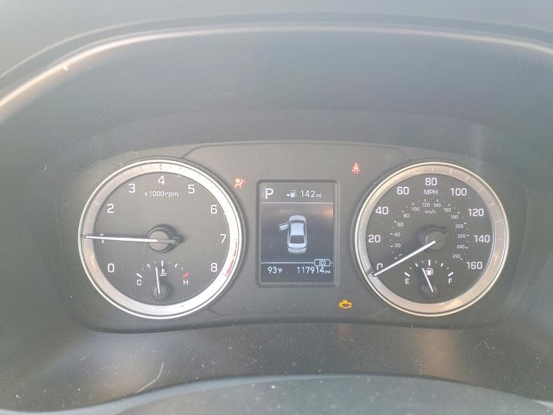 2018 HYUNDAI SONATA SE 9