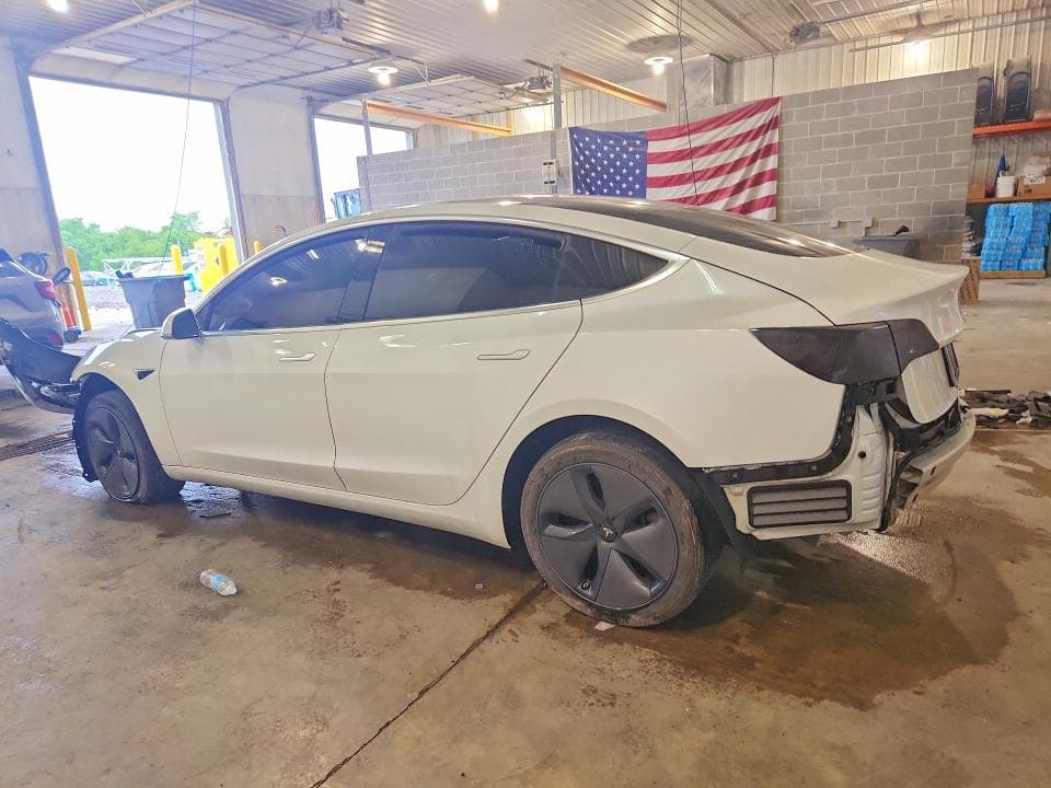 2020 TESLA MODEL 3 2