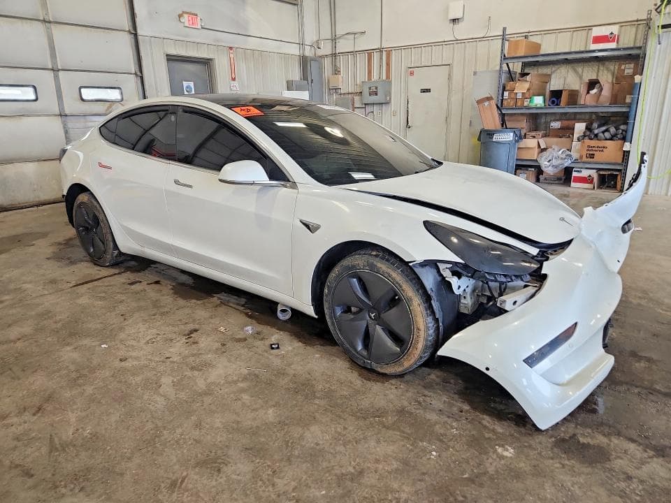 2020 TESLA MODEL 3 4