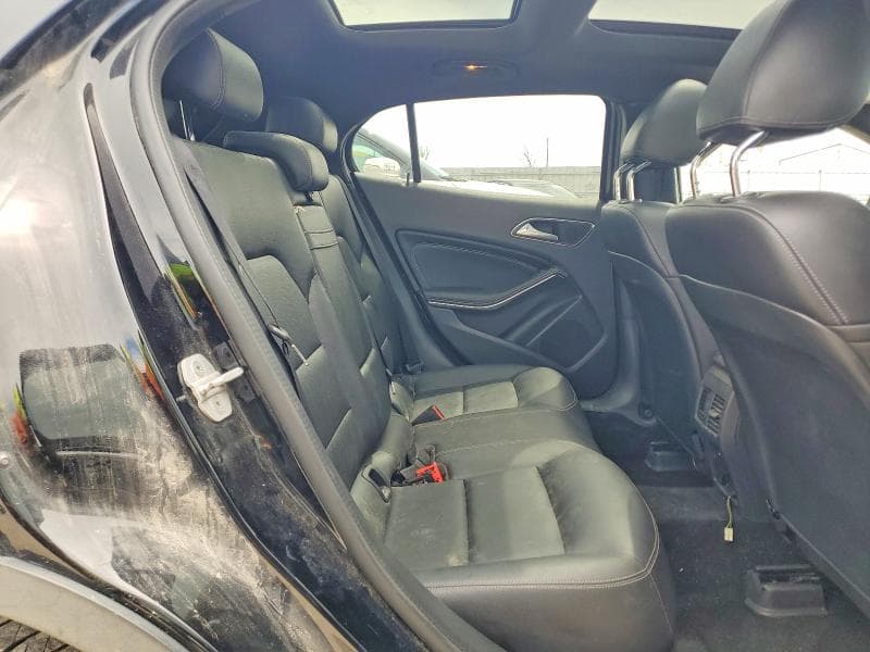 2018 MERCEDES-BENZ GLA 250 4MATIC 250 4MATIC 11