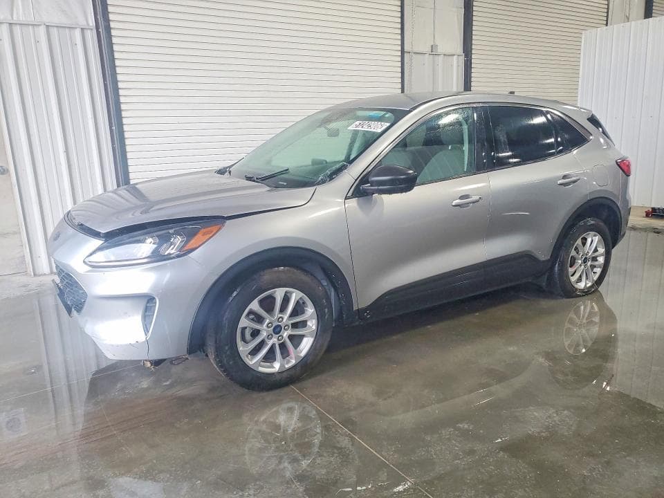2022 FORD ESCAPE SE 1