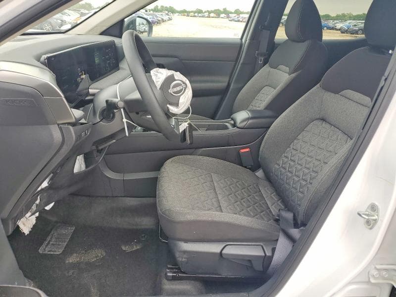 2025 NISSAN KICKS SV SV 7
