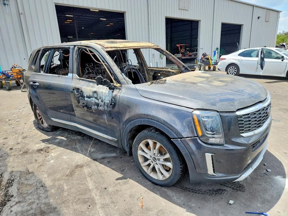 2021 KIA TELLURIDE LX 4