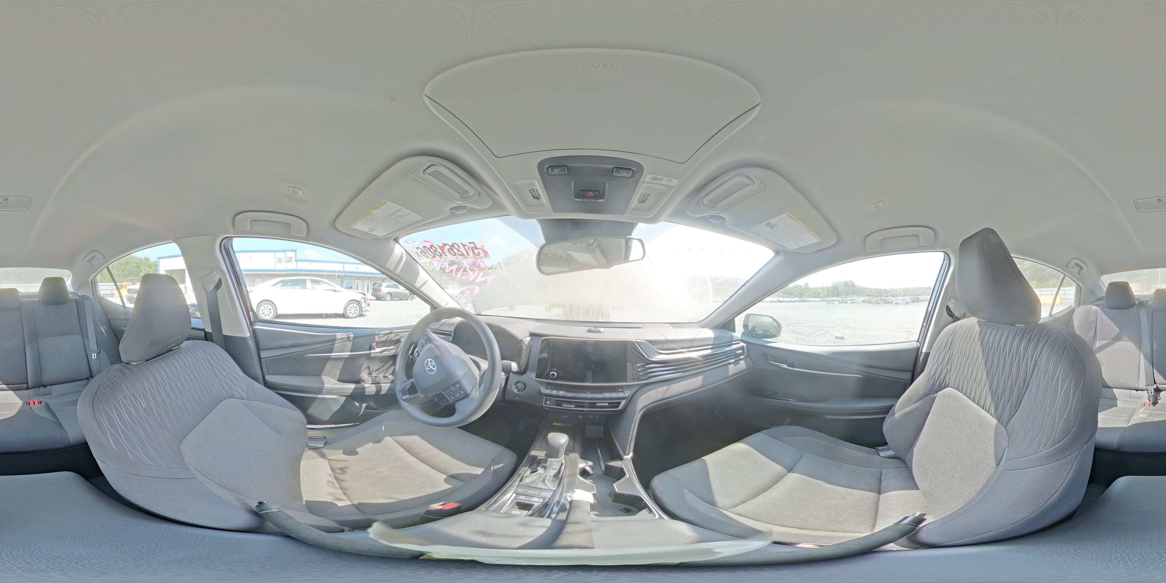 2025 TOYOTA CAMRY LE LE 14