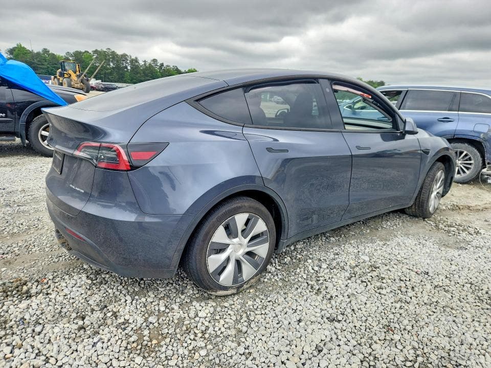 2023 TESLA MODEL Y 3