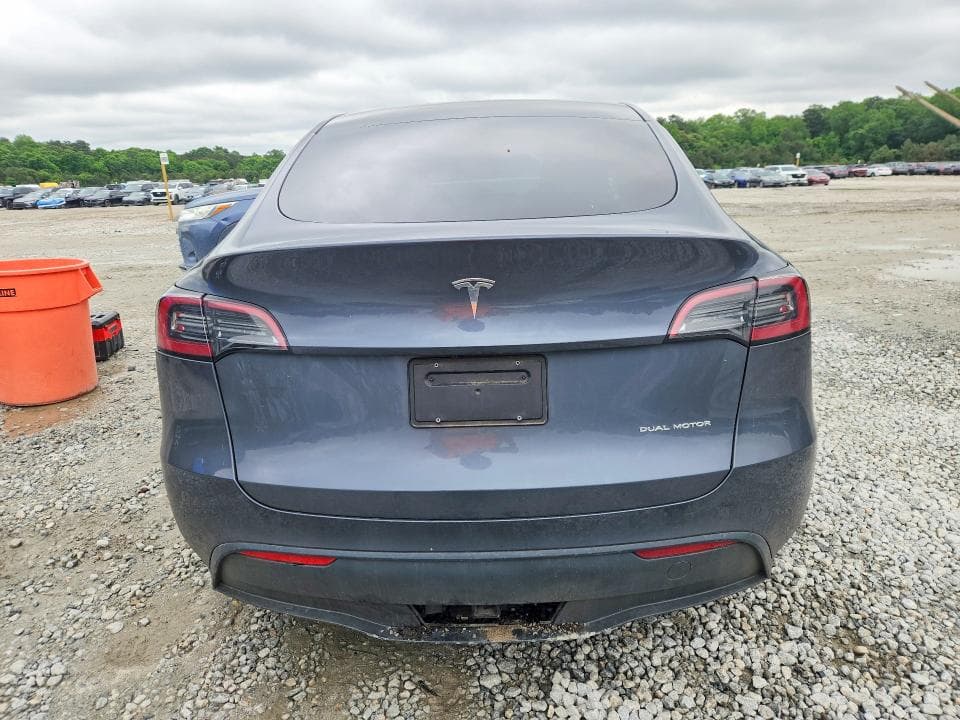 2023 TESLA MODEL Y 6