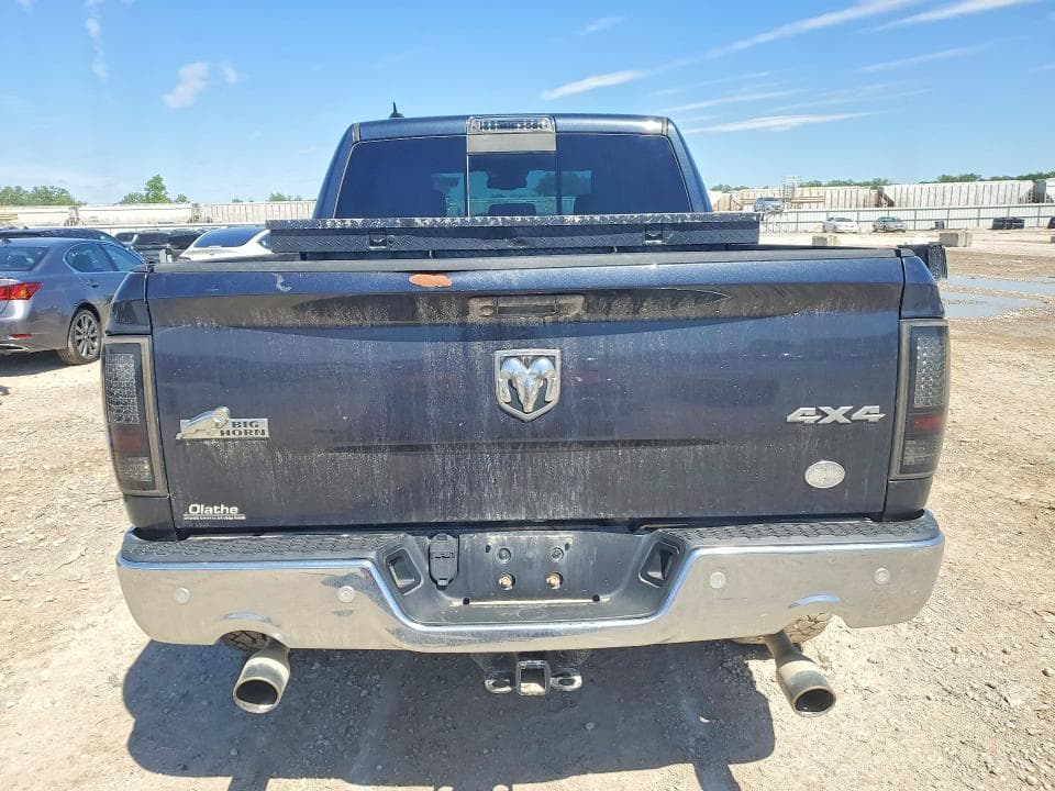 2019 RAM 1500 CLASSIC SLT 6