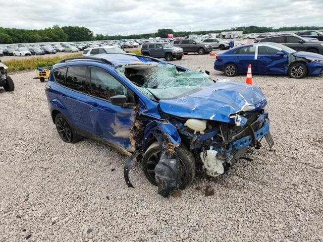 2017 FORD ESCAPE SE SE 4