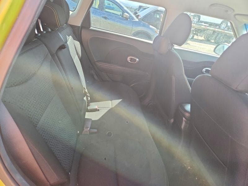 2016 KIA SOUL + 10