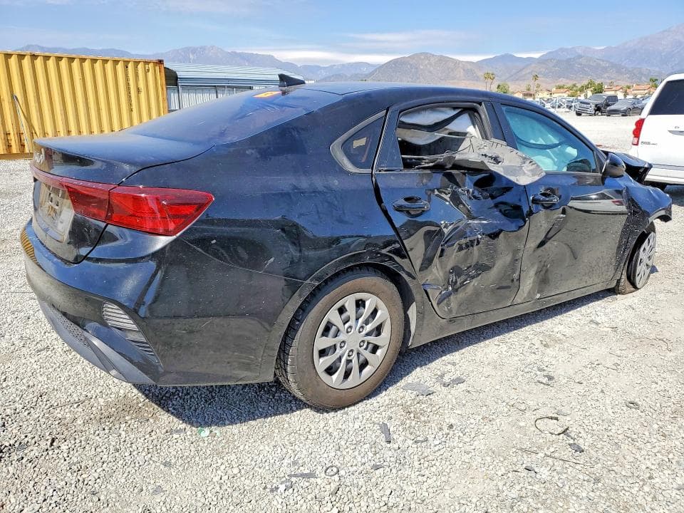 2023 KIA FORTE LX 3