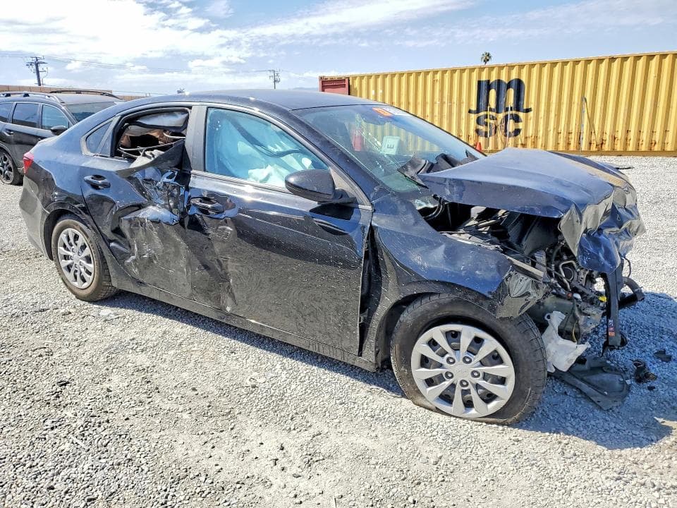 2023 KIA FORTE LX 4