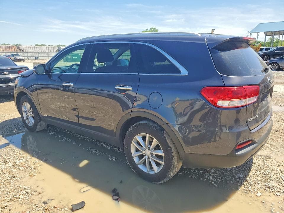 2018 KIA SORENTO LX 2