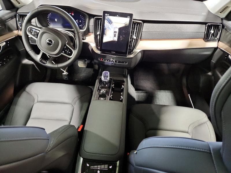 2026 VOLVO XC90 PLUS PLUS 8
